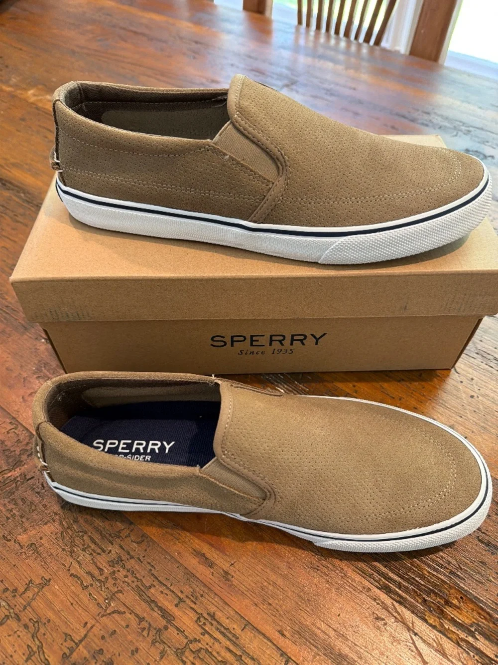 Mens 10.5 Sperry Top Sliders Striper II Taupe